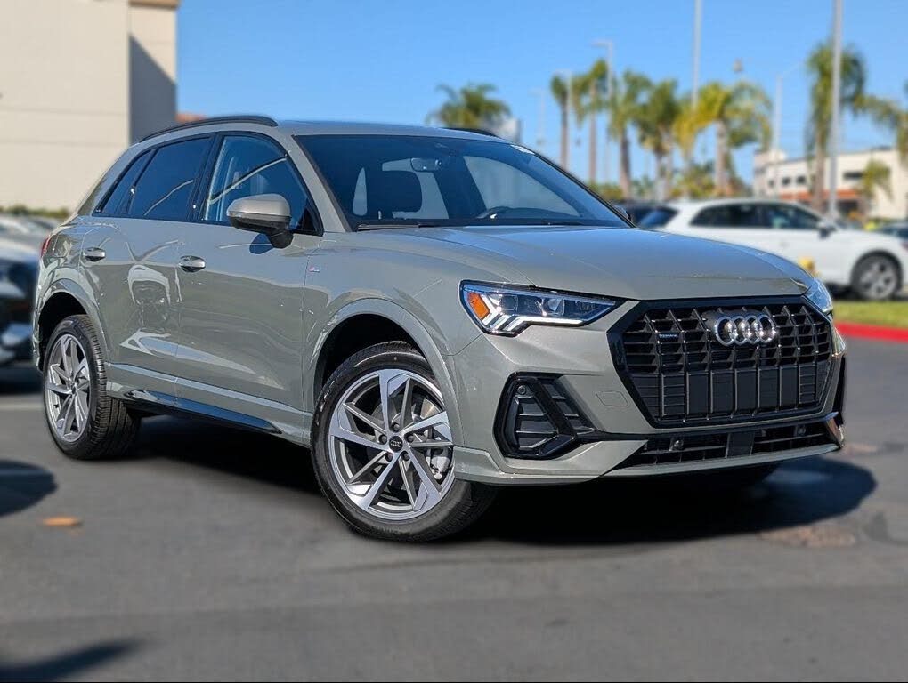 2025 Audi Q3 quattro Premium S Line 45 TFSI