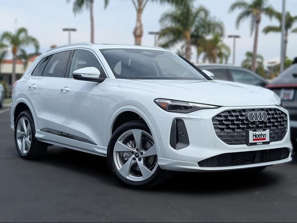 2025 Audi Q5 quattro Premium Plus 40 TFSI