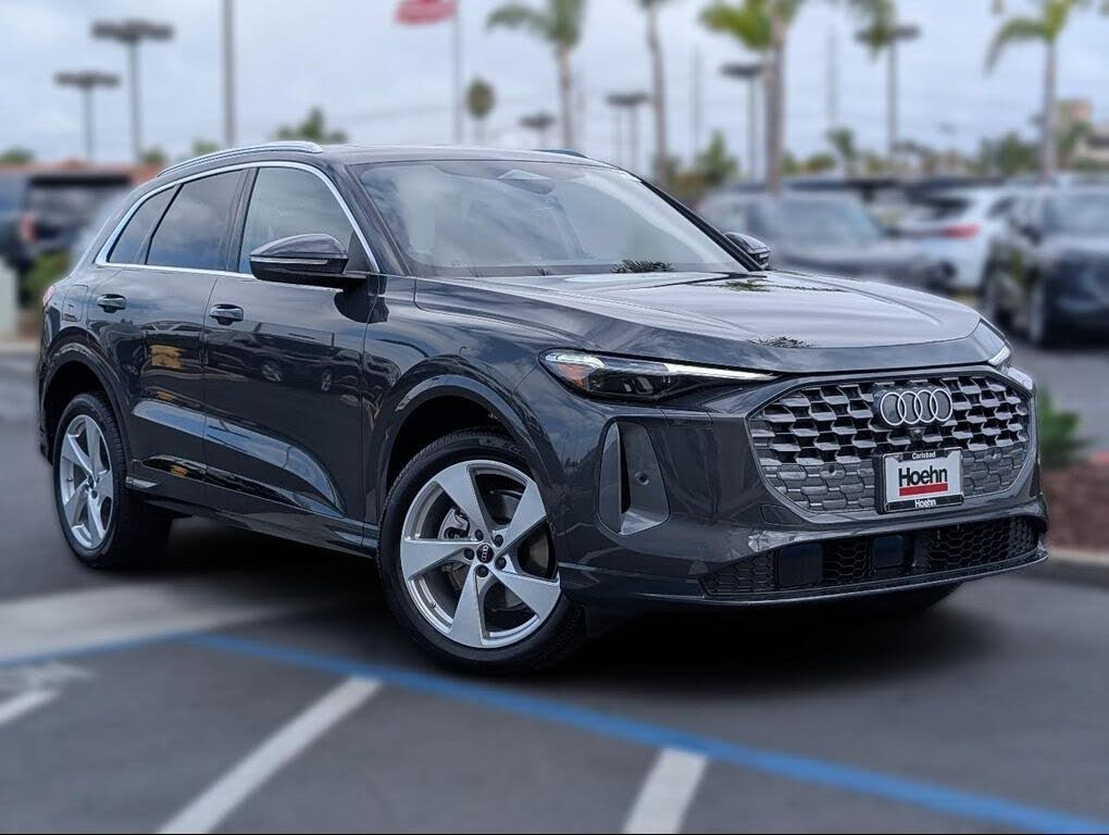 2025 Audi Q5 quattro Premium Plus 40 TFSI