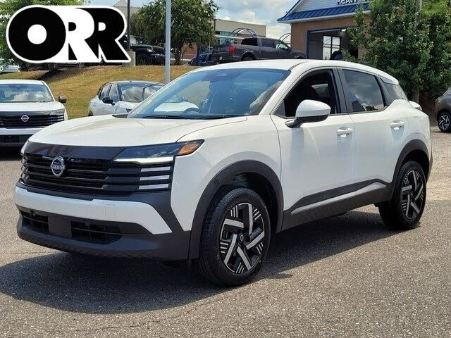 2025 Nissan Kicks SR FWD