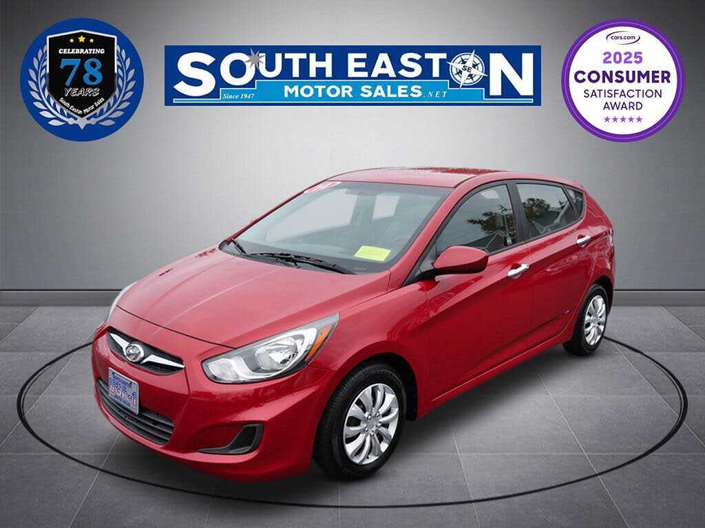 2014 Hyundai Accent GS 4-Door Hatchback FWD