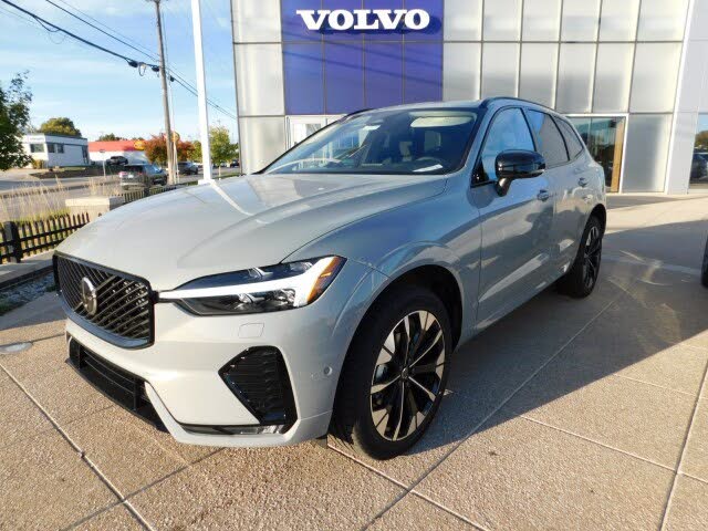 2026 Volvo XC60 B5 Plus AWD