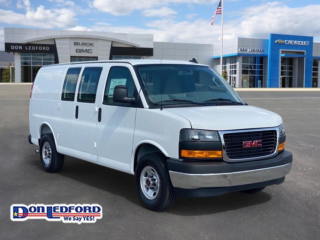 2025 GMC Savana Cargo 2500 RWD