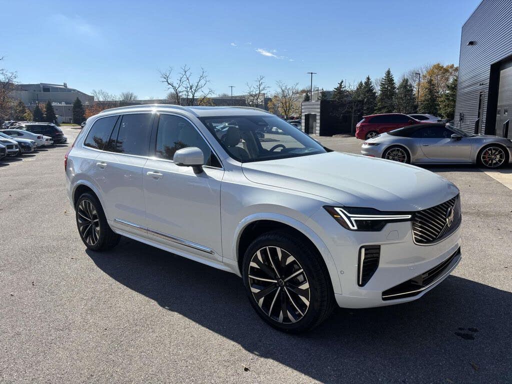 2026 Volvo XC90 B6 Ultra 7-Passenger AWD