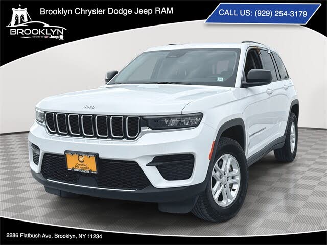 2023 Jeep Grand Cherokee Laredo 4WD