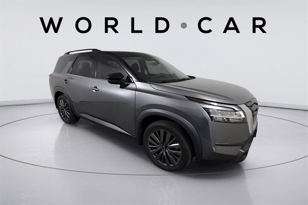 2023 Nissan Pathfinder SL FWD