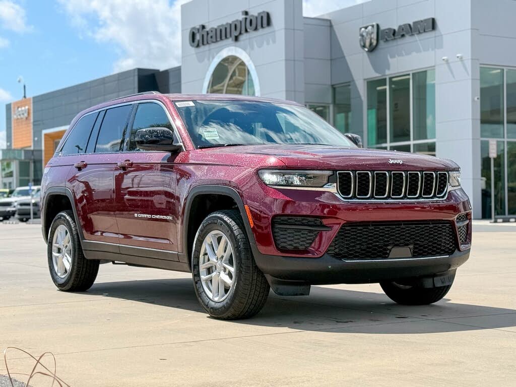 2025 Jeep Grand Cherokee Laredo X RWD
