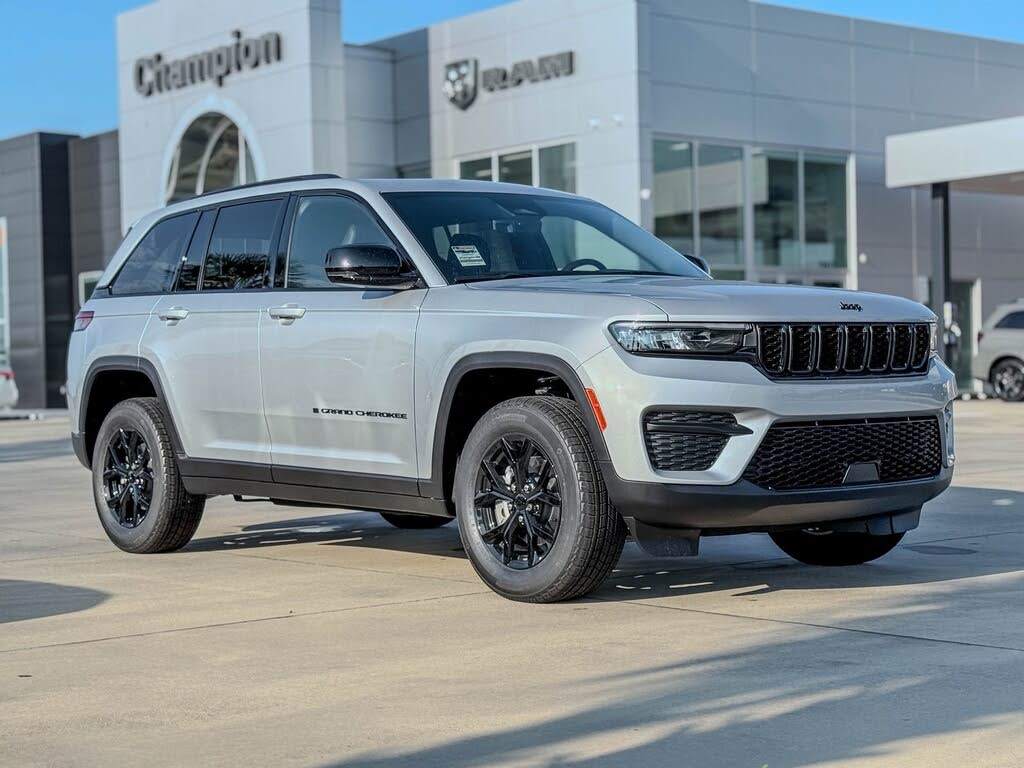 2025 Jeep Grand Cherokee Altitude X RWD