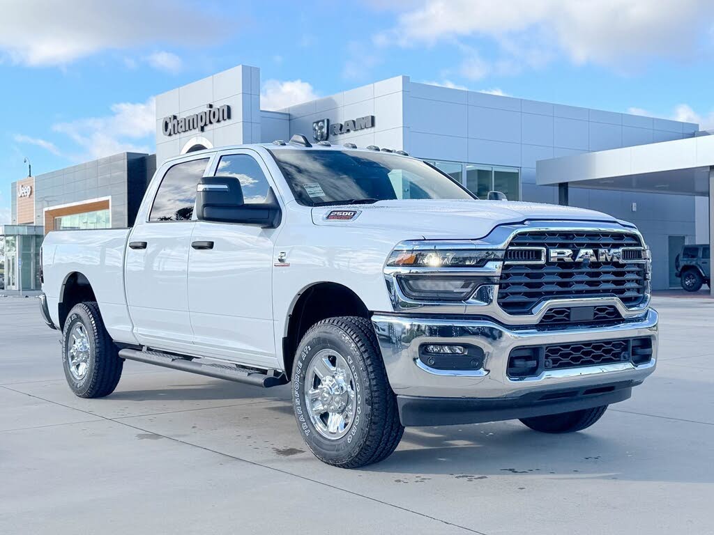 2026 RAM 2500 Tradesman Crew Cab 4WD