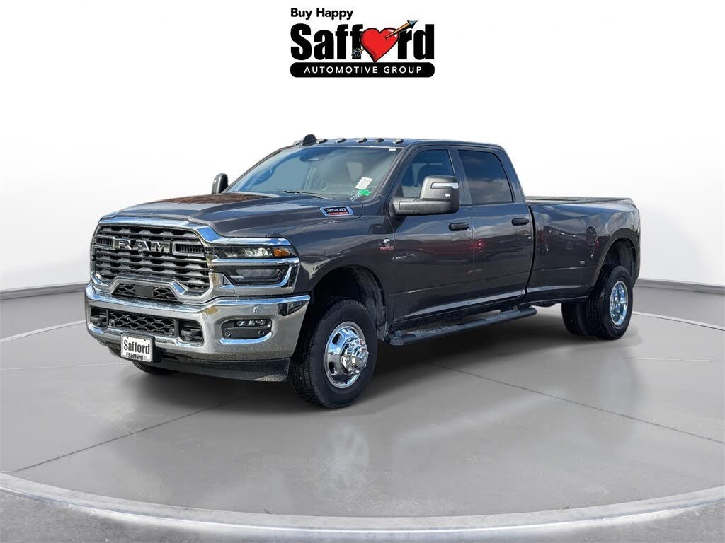 2026 RAM 3500 Tradesman Crew Cab LB DRW 4WD