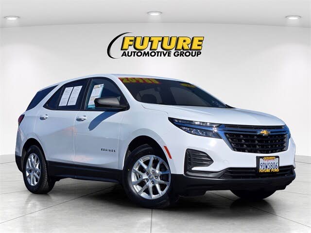 2022 Chevrolet Equinox LS FWD with 1LS