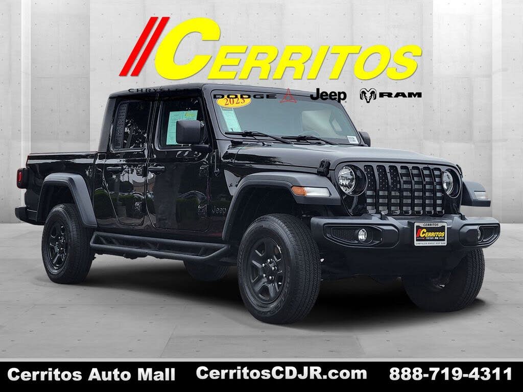 2023 Jeep Gladiator Sport Crew Cab 4WD