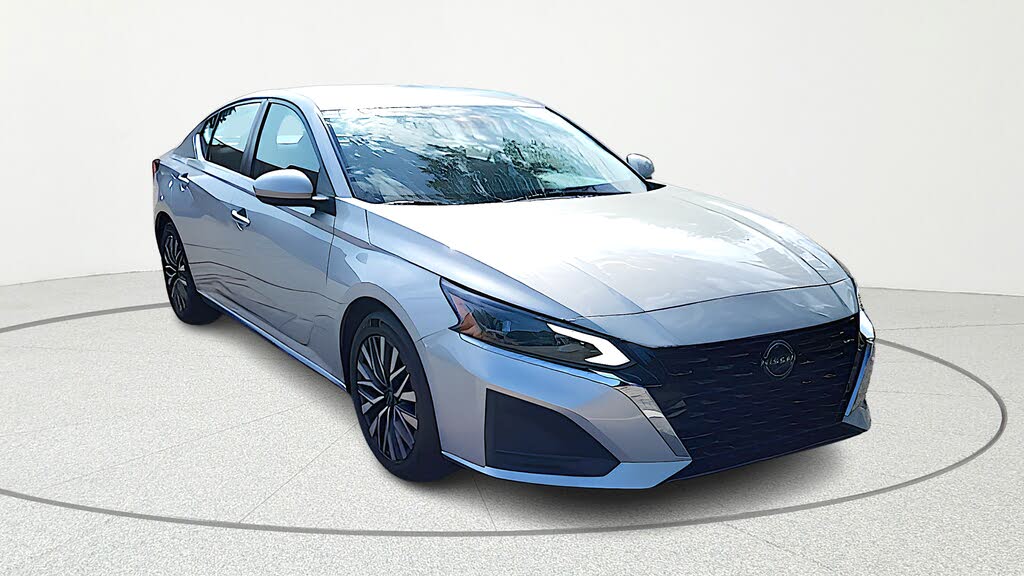 2024 Nissan Altima 2.5 SV FWD