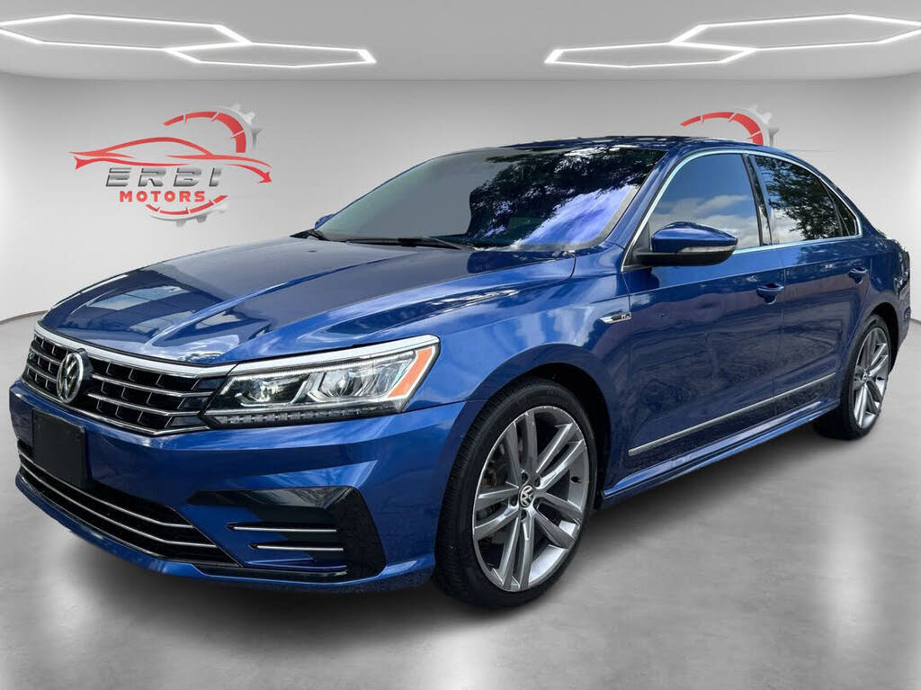 2017 Volkswagen Passat R-Line