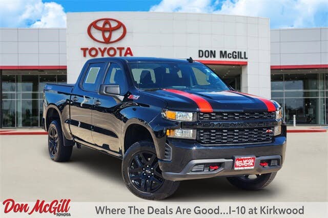 2022 Chevrolet Silverado 1500 Custom Trail Boss Crew Cab 4WD