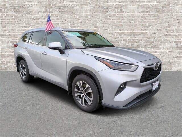 2023 Toyota Highlander XLE FWD