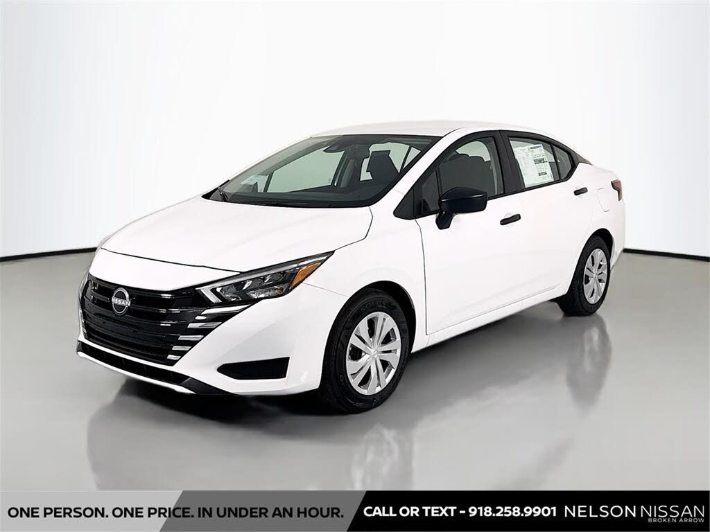 2025 Nissan Versa S FWD