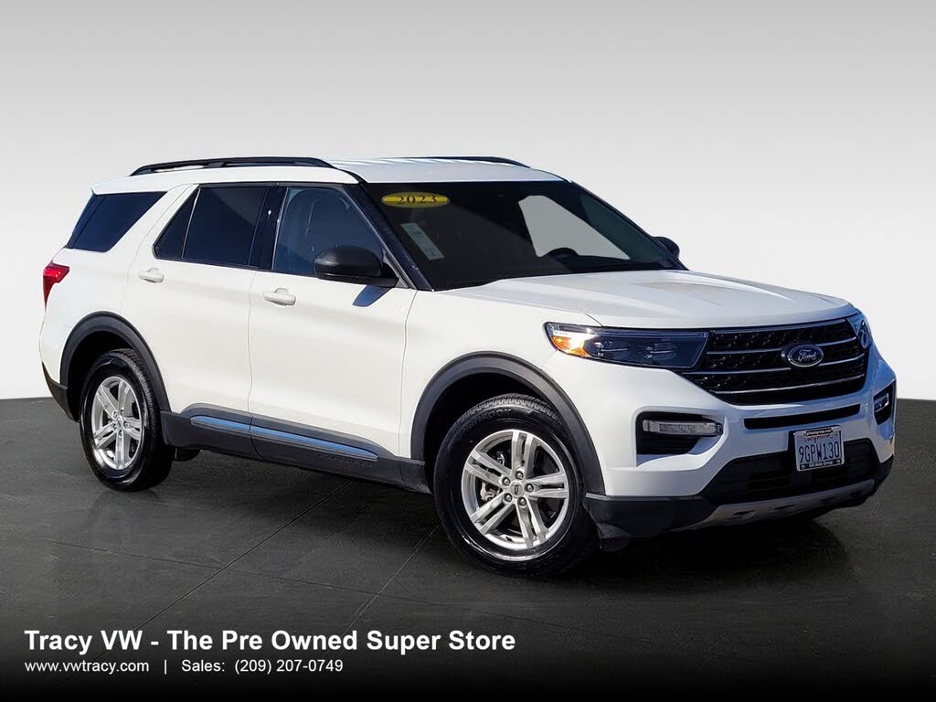 2023 Ford Explorer XLT AWD