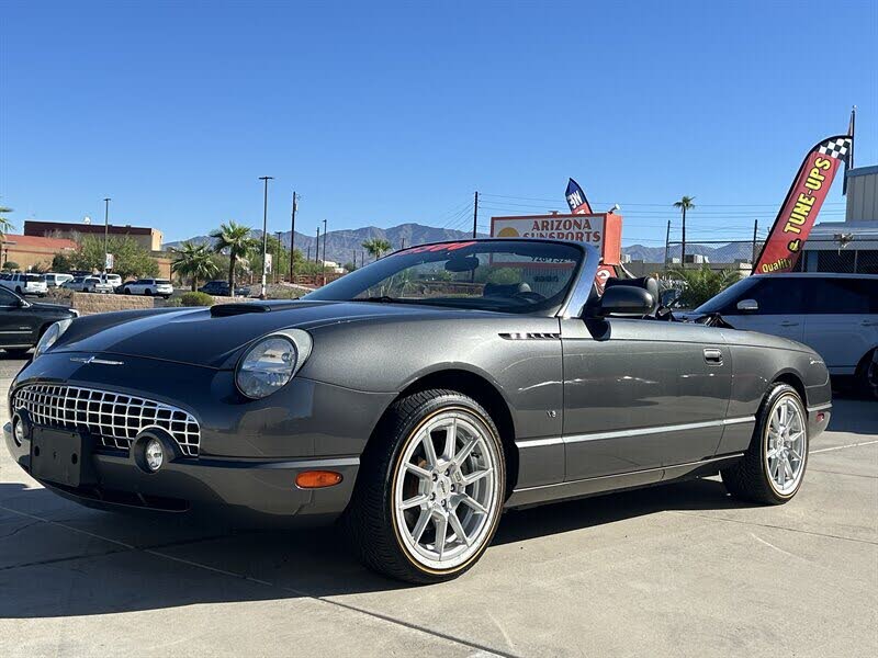 2003 Ford Thunderbird Deluxe RWD
