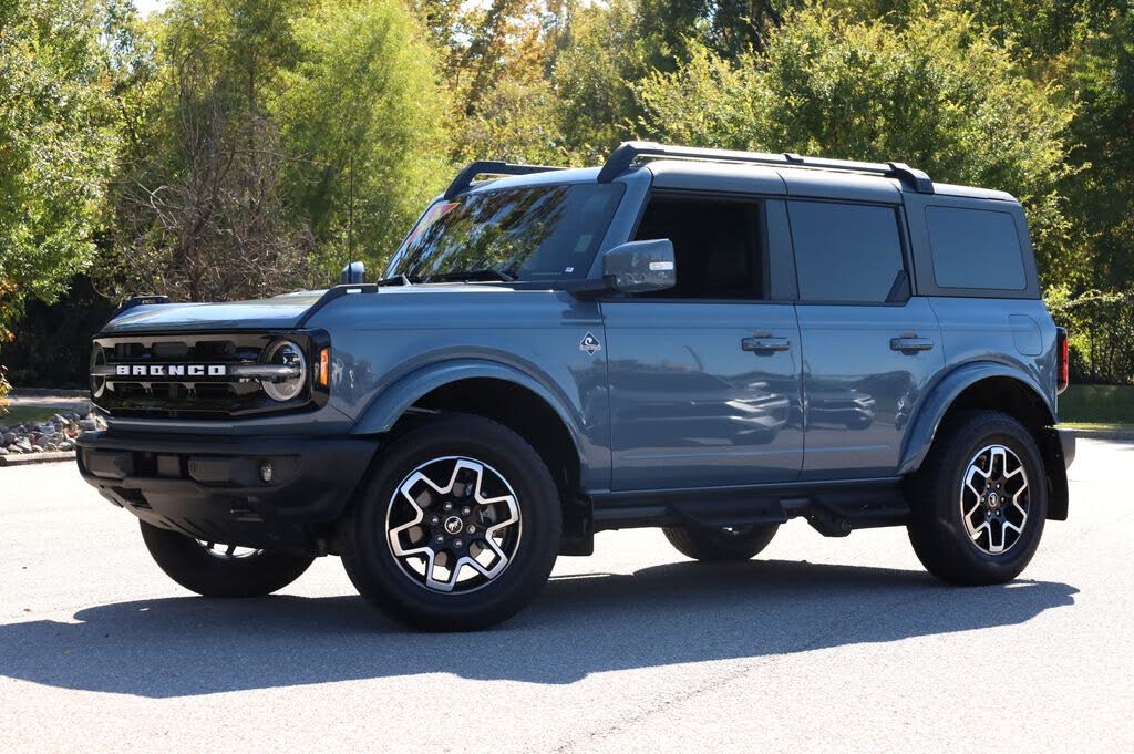 2024 Ford Bronco Outer Banks 4-Door 4WD