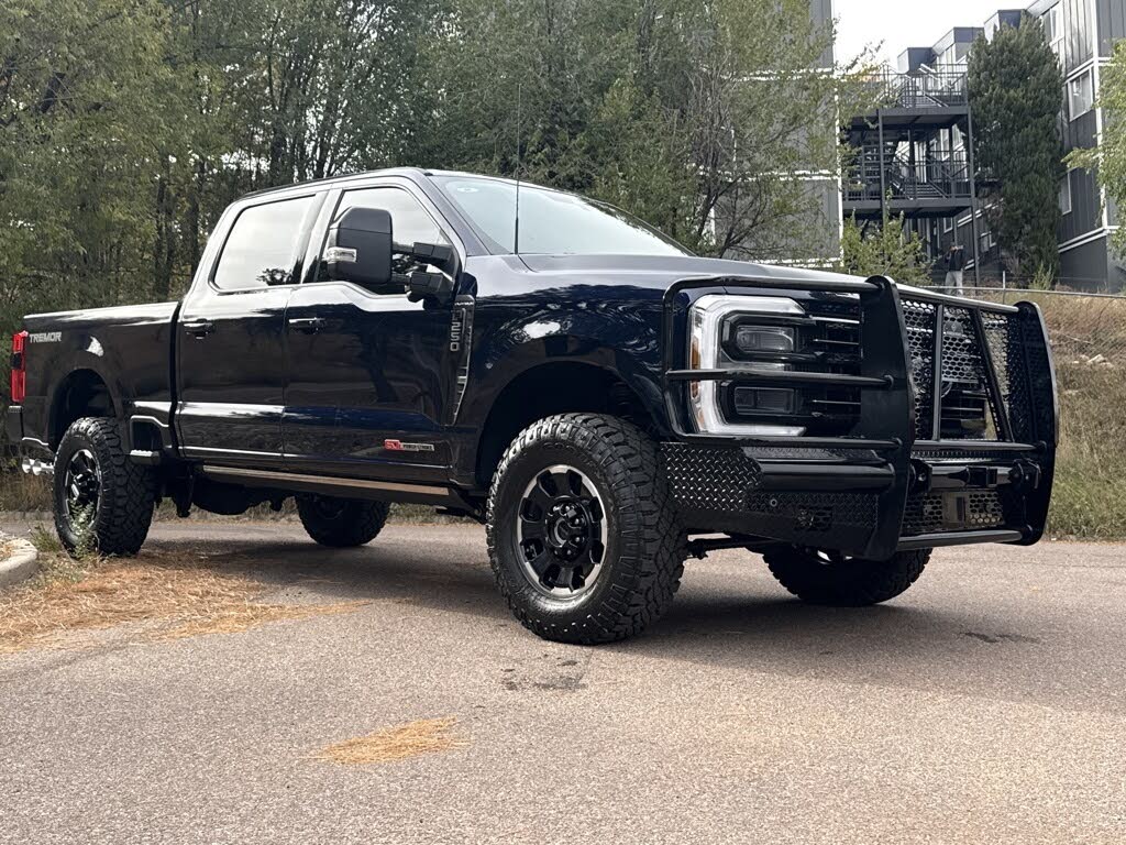 2025 Ford F-250 Super Duty Platinum Crew Cab 4WD
