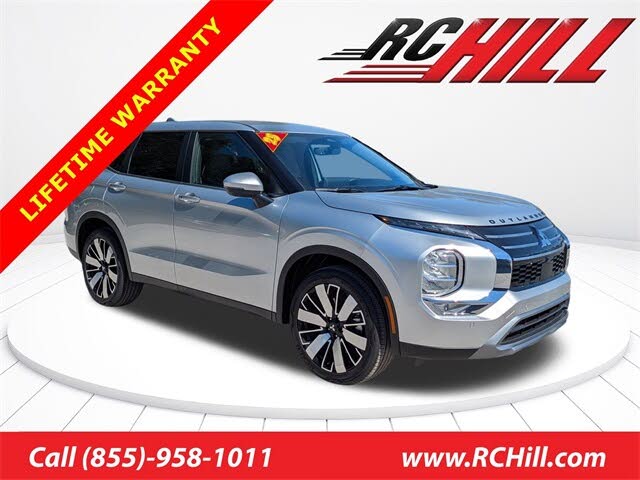 2025 Mitsubishi Outlander SE FWD