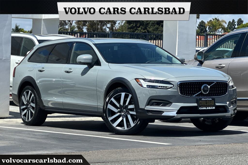 2025 Volvo V90 Cross Country B6 Ultra AWD