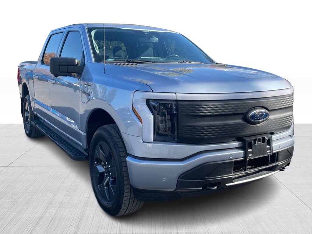 2022 Ford F-150 Lightning XLT SuperCrew AWD