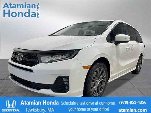 2026 Honda Odyssey Touring FWD