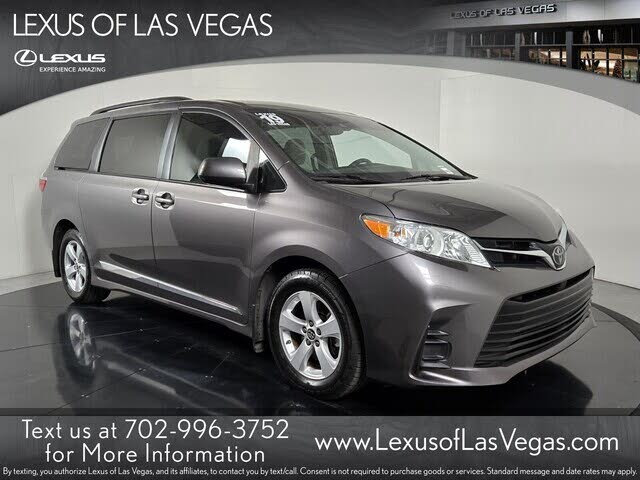 2019 Toyota Sienna LE 7-Passenger FWD with Auto-Access Seat