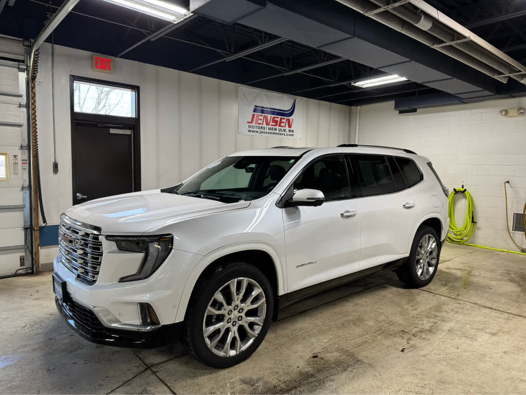 2024 GMC Acadia Denali AWD