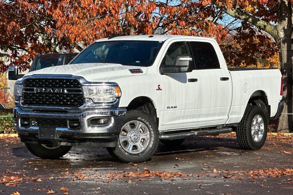 2024 RAM 2500 Big Horn Crew Cab 4WD