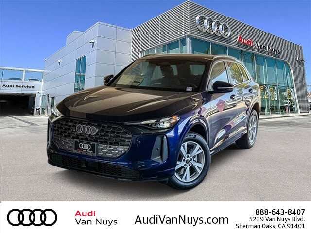 2025 Audi Q5 quattro Premium 40 TFSI