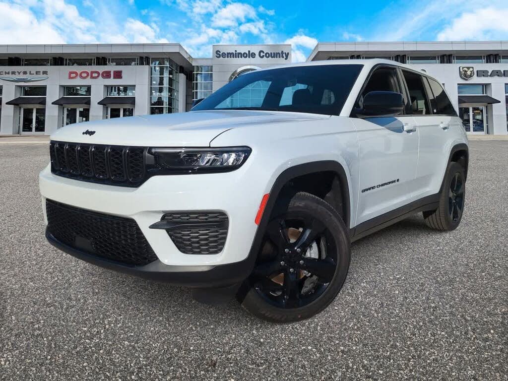 2025 Jeep Grand Cherokee Altitude X RWD