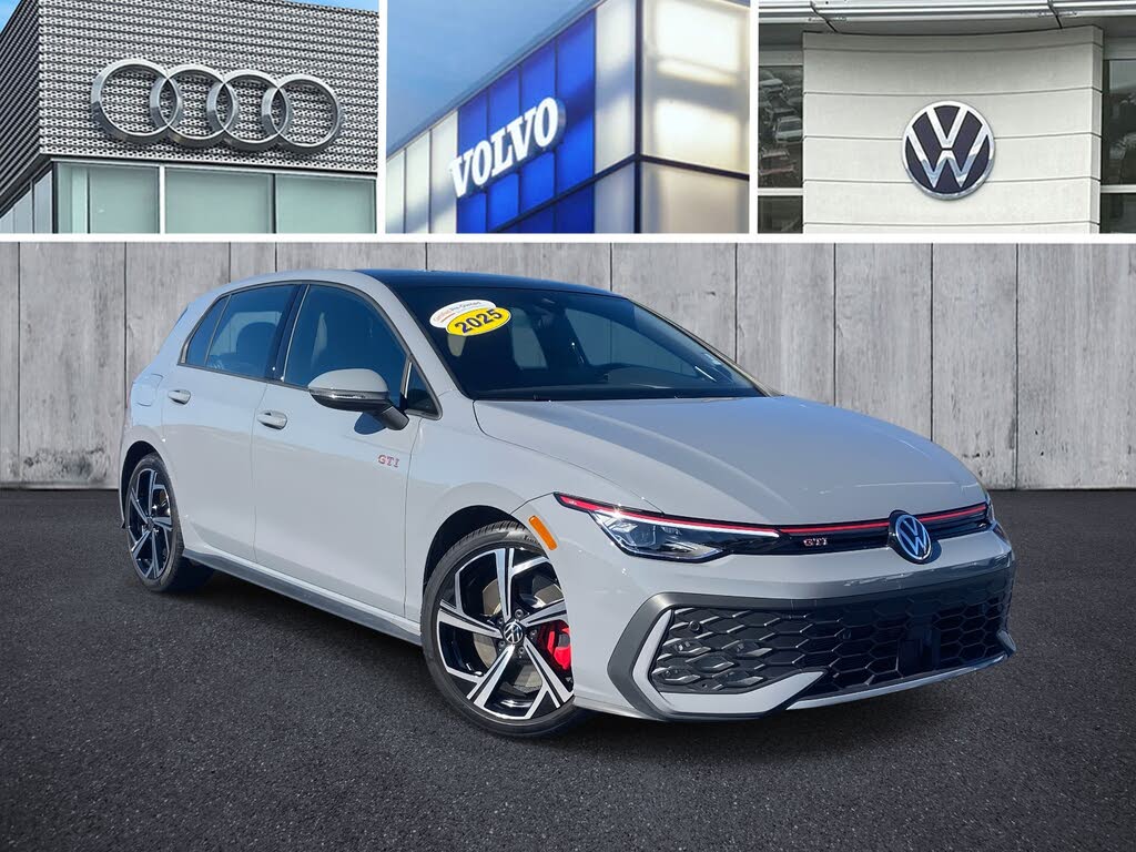 2025 Volkswagen Golf GTI SE FWD