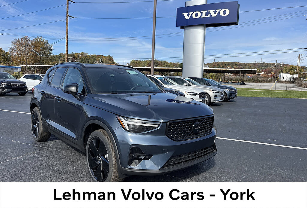 2026 Volvo XC40 B5 Ultra Black Edition AWD