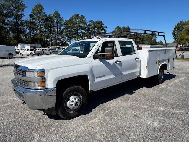 2015 Chevrolet Silverado 3500HD Chassis Work Truck Crew Cab RWD