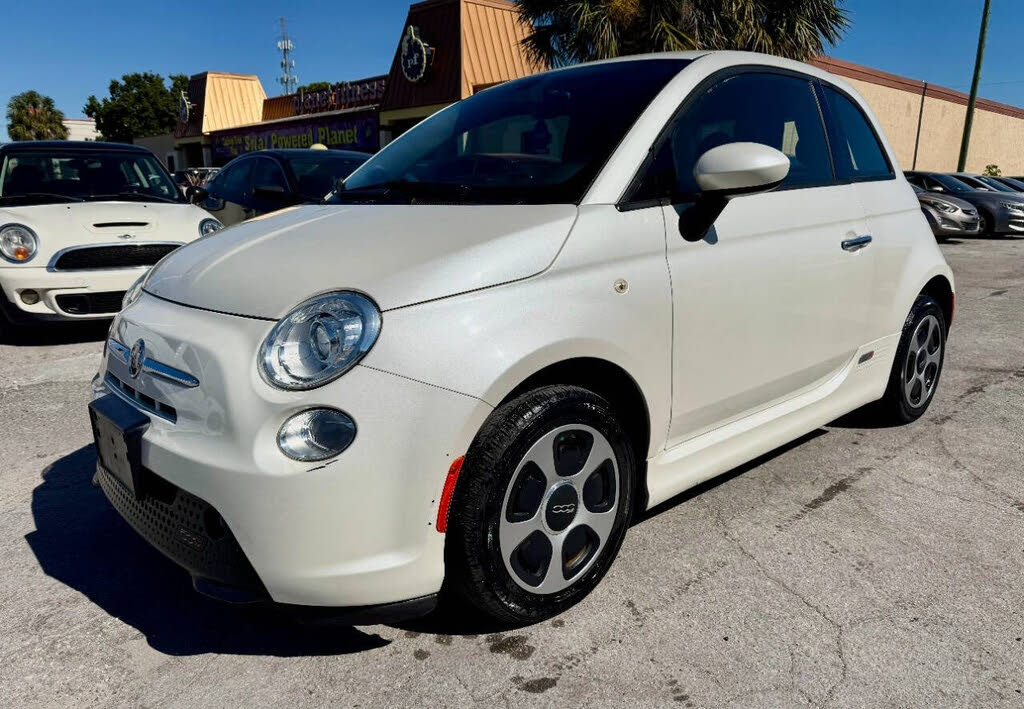 2017 FIAT 500e FWD