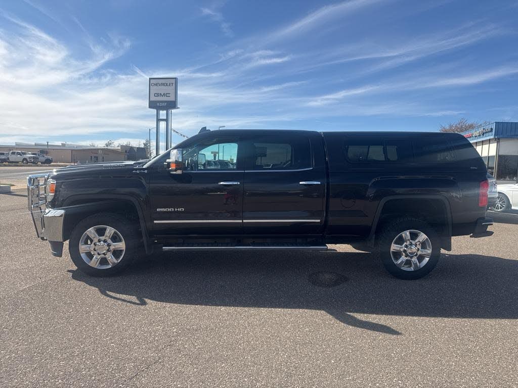 2019 GMC Sierra 2500HD SLT Crew Cab 4WD
