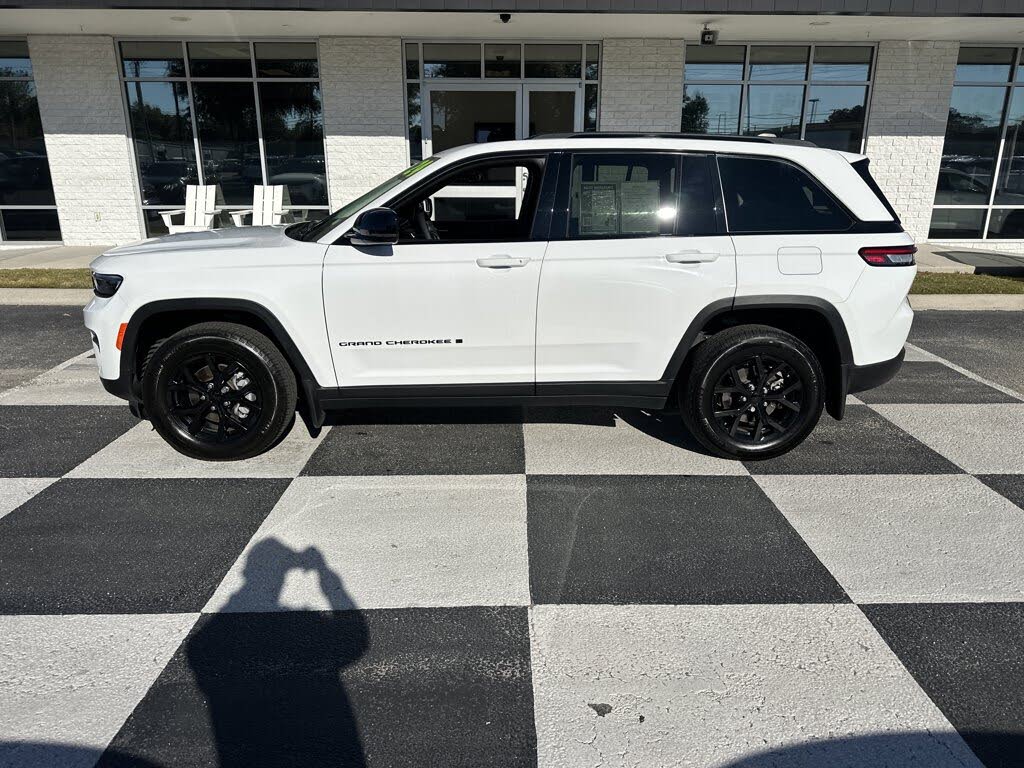 2024 Jeep Grand Cherokee Altitude X RWD