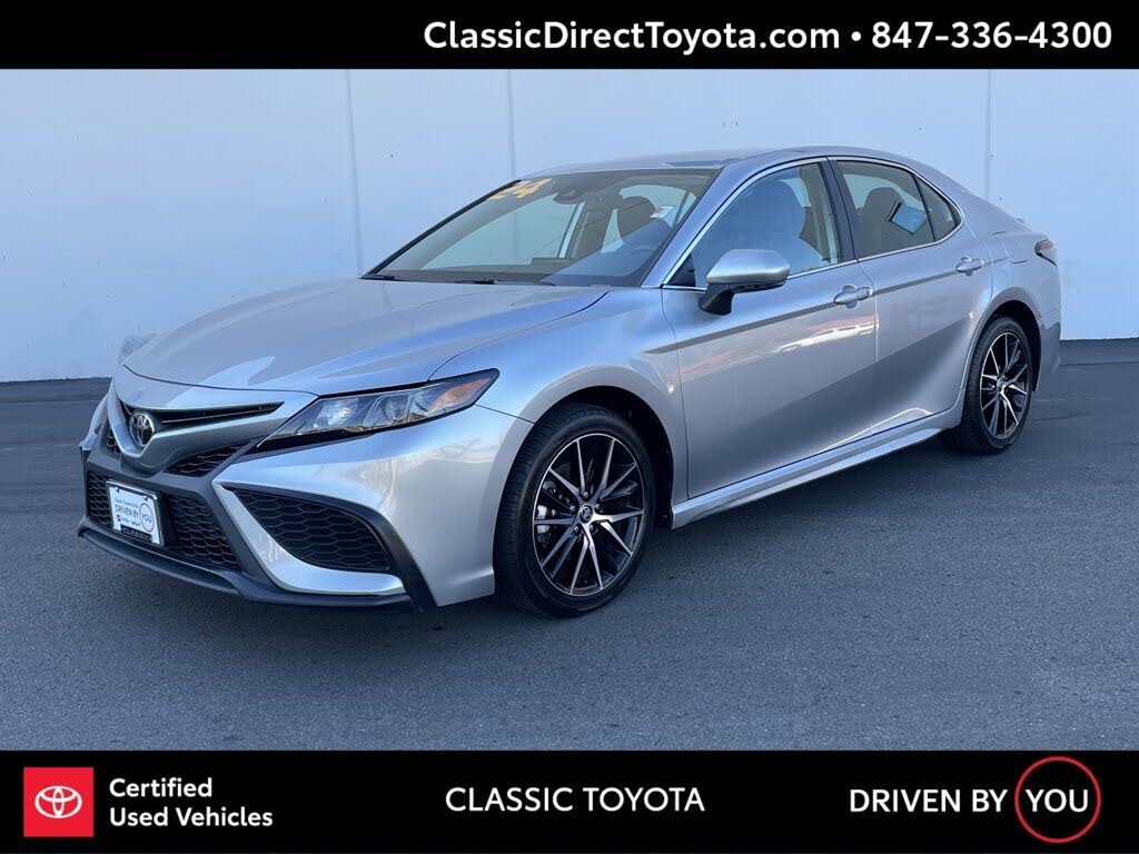 2024 Toyota Camry SE FWD