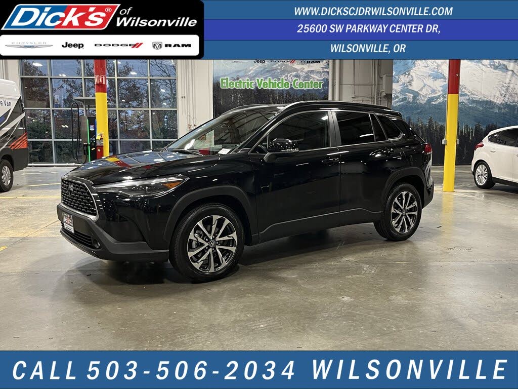 2024 Toyota Corolla Cross XLE AWD