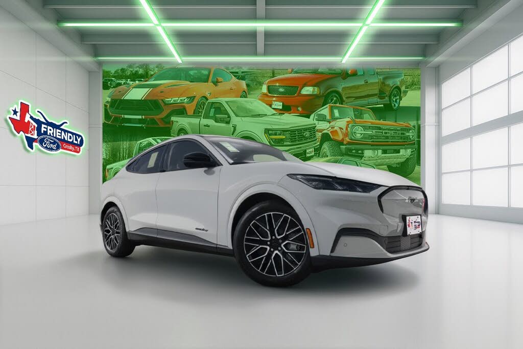 2025 Ford Mustang Mach-E Premium RWD