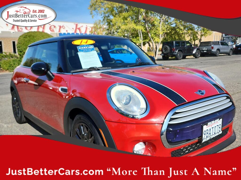 2014 MINI Cooper Hatchback FWD