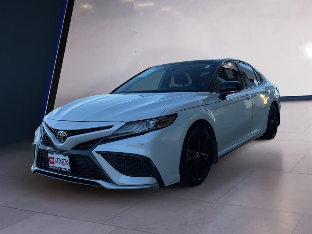 2021 Toyota Camry XSE V6 FWD
