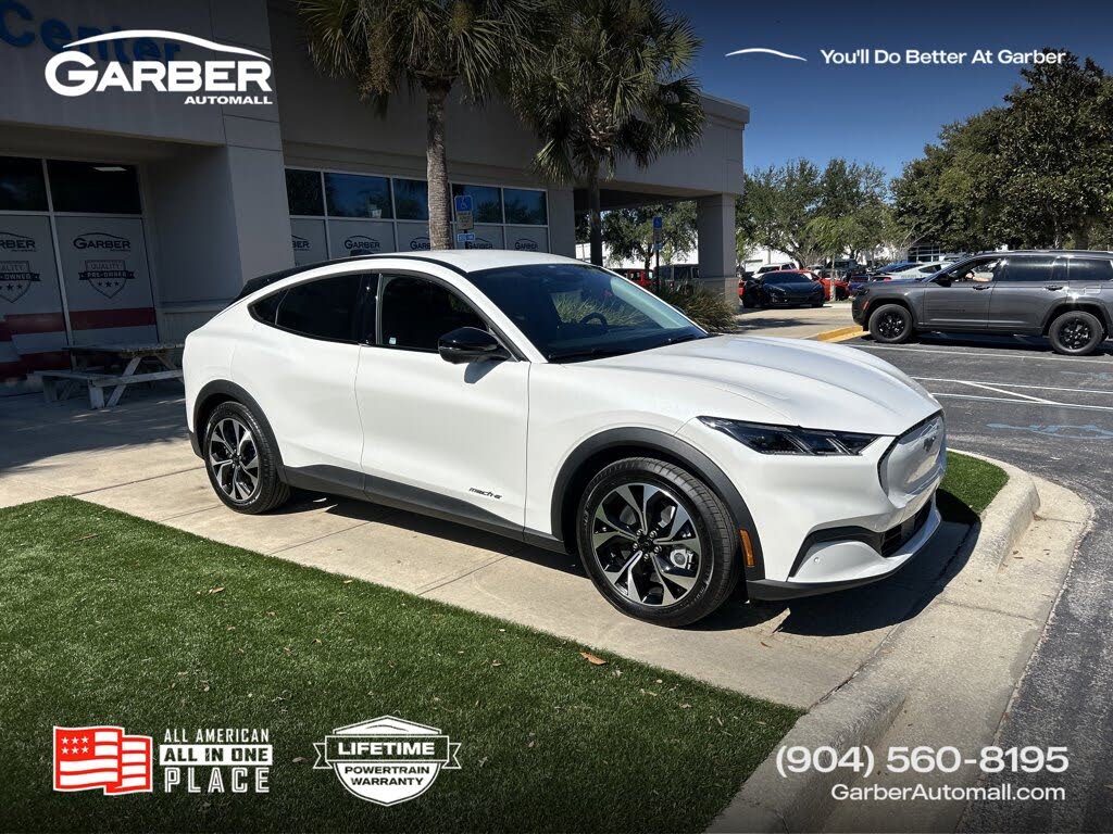 2025 Ford Mustang Mach-E Select RWD