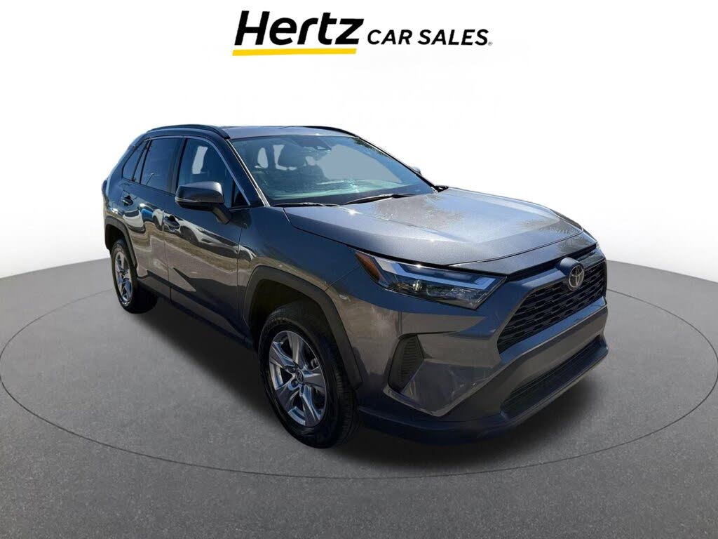 2025 Toyota RAV4 XLE FWD