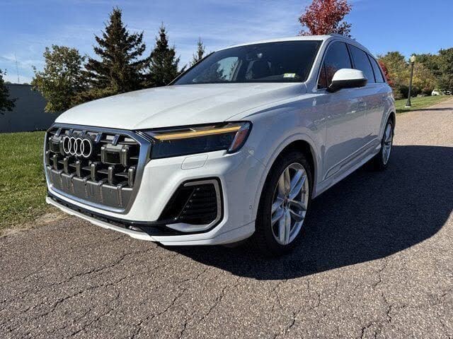 2025 Audi Q7 quattro Premium Plus 55 TFSI