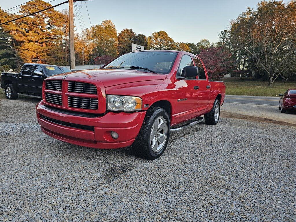 2005 Dodge RAM 1500 ST Quad Cab RWD