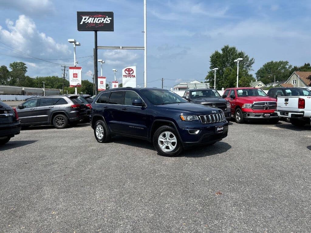 2017 Jeep Grand Cherokee Laredo 4WD